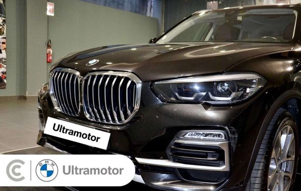 BMW X5 xDrive30d xLine 195 kW image number 6