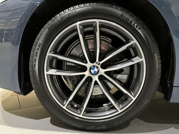 BMW 520d Touring xDrive 140 kW image number 7