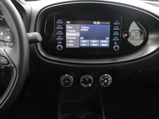 Toyota Aygo X 1.0 VVT-i 53 kW image number 7