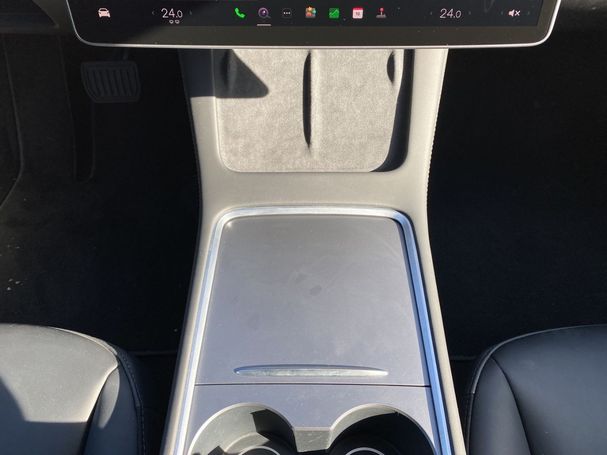 Tesla Model 3 Long Range AWD 366 kW image number 20