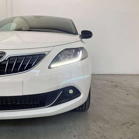 Lancia Ypsilon 51 kW image number 27