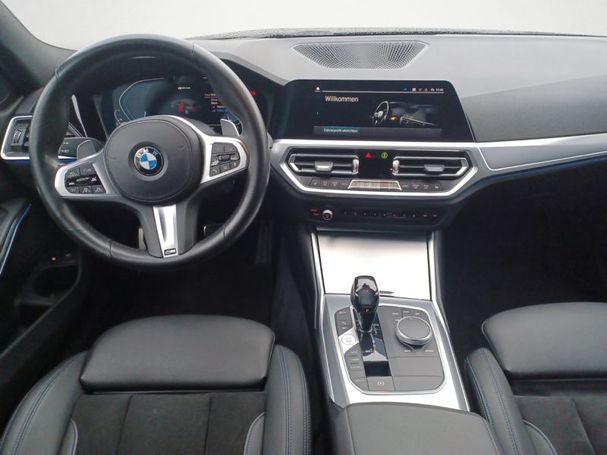 BMW 330 Touring M Sport 185 kW image number 12