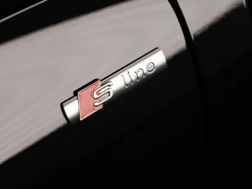 Car image 38