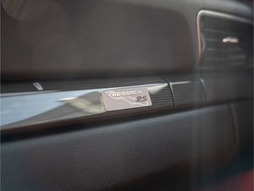 Car image 41