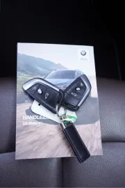Car image 36
