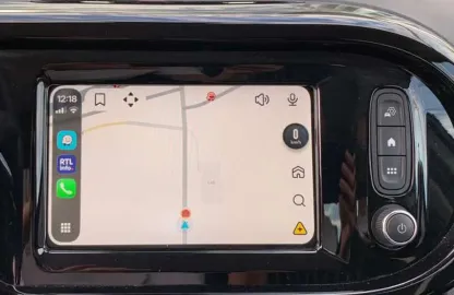 Car image 27