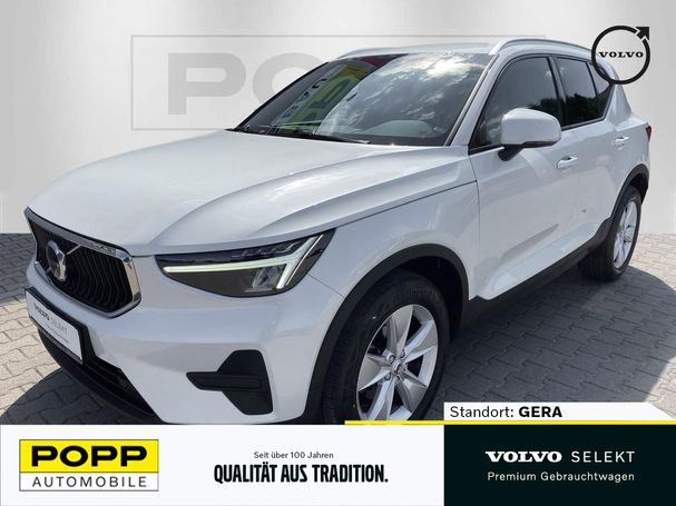 Volvo XC40 T2 Core 95 kW image number 1