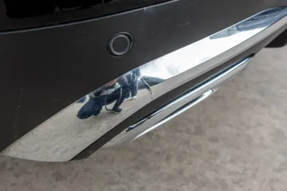 Car image 48