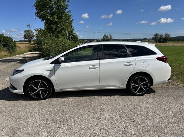 Toyota Auris Touring Sports 1.8 Hybrid 100 kW image number 5