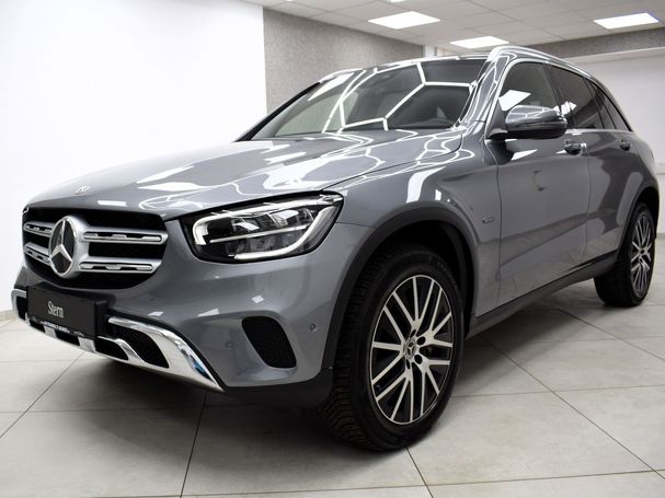 Mercedes-Benz GLC 300 e 235 kW image number 1