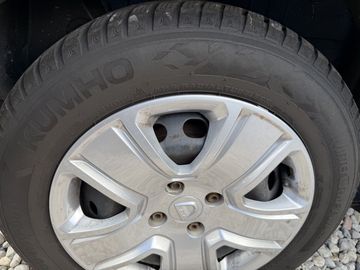 Car image 45
