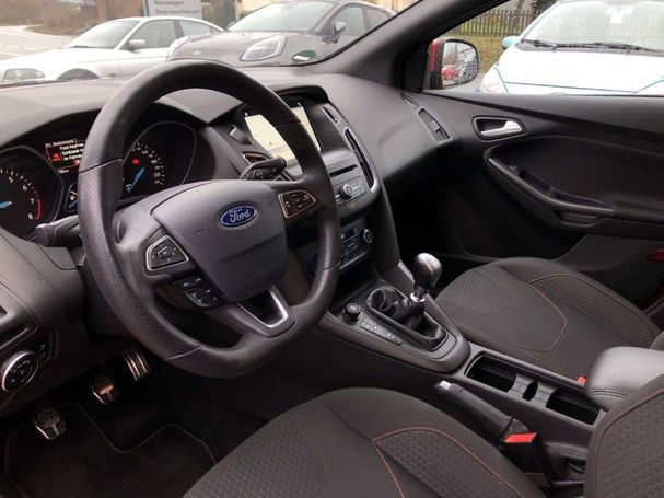 Ford Focus 1.5 EcoBoost ST-Line 134 kW image number 9