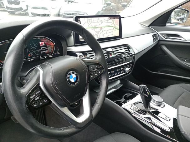 BMW 530i xDrive 185 kW image number 8