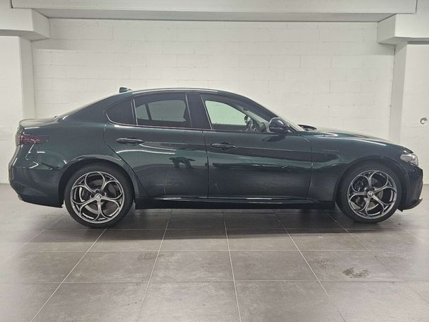 Alfa Romeo Giulia 2.2 Veloce 154 kW image number 3