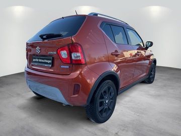 Car image 4