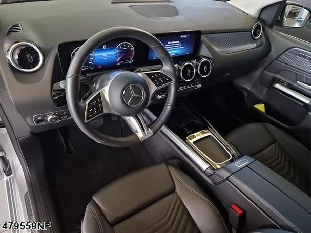 Mercedes-Benz B 180 100 kW image number 8