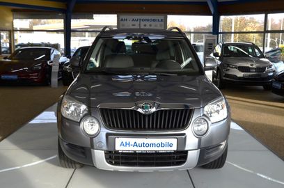 Car image 3