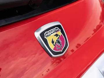 Car image 41