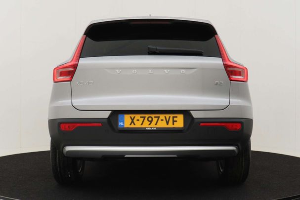 Volvo XC40 B3 Essential 120 kW image number 15