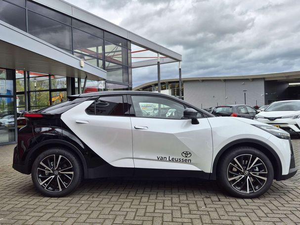 Toyota C-HR Plug-In Hybrid 164 kW image number 3