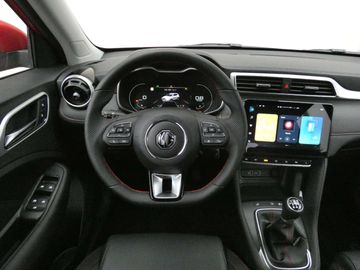 Car image 15