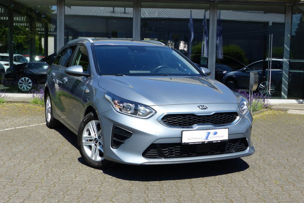 Kia Ceed T-GDi 74 kW image number 2