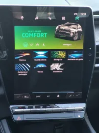 Car image 25