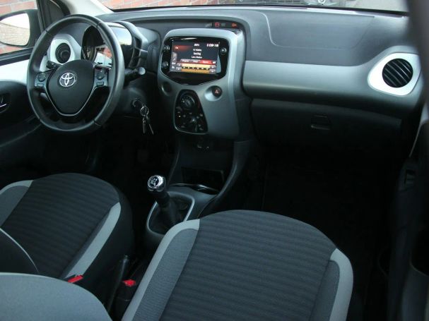 Toyota Aygo 53 kW image number 27