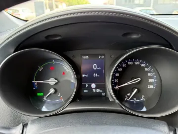 Car image 31