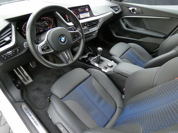 BMW 118i M Sport 100 kW image number 12