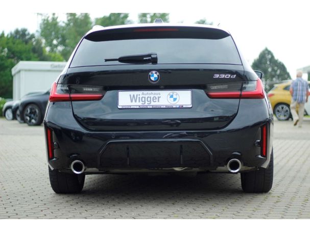 BMW 330d Touring 210 kW image number 9