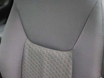 Car image 36