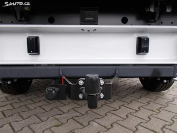 Car image 29