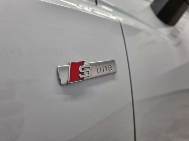 Audi Q3 35 TFSI S tronic S-line 110 kW image number 13