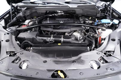 Car image 40