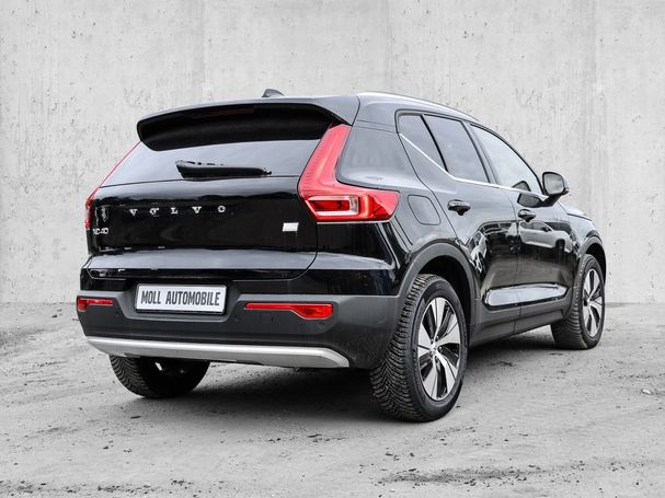 Volvo XC40 Recharge Plug-in Hybrid T4 155 kW image number 2