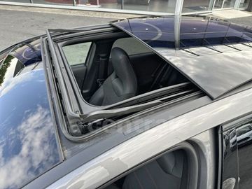 Car image 36