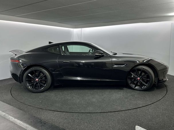 Jaguar F-Type Coupe 2.0 221 kW image number 2