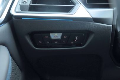 Car image 36