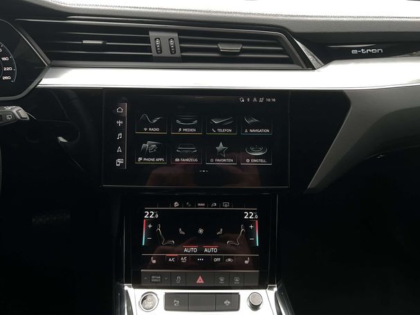 Audi e-tron 50 quattro S-line 230 kW image number 17