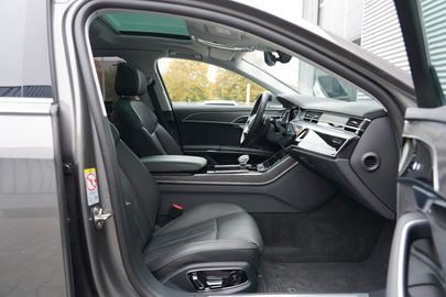 Car image 35