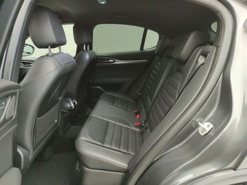 Car image 35