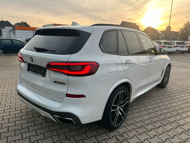 BMW X5 M50i xDrive 390 kW image number 3