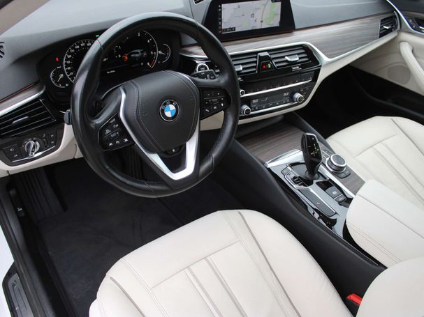 BMW 520d Touring 140 kW image number 10