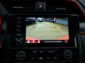Car image 35