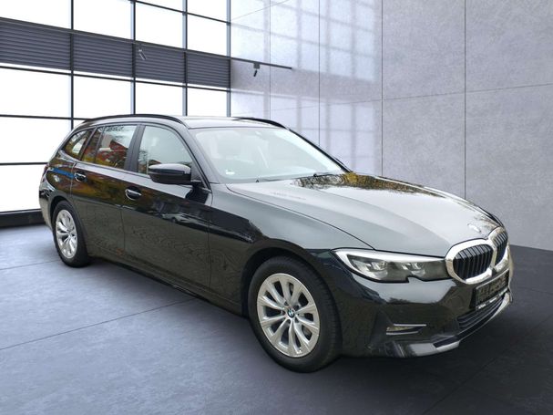 BMW 320d Touring 140 kW image number 2