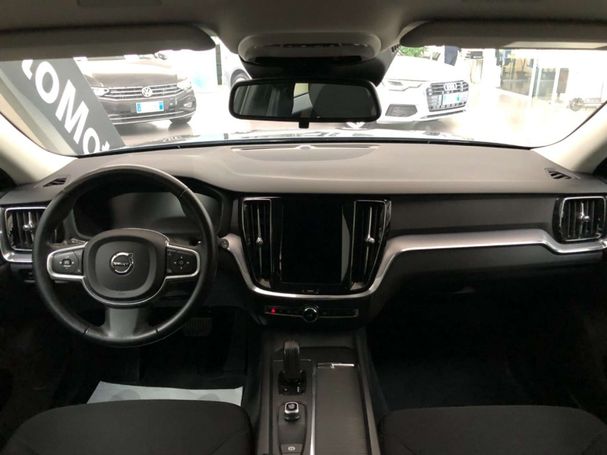 Volvo V60 Momentum 120 kW image number 8