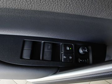 Car image 31