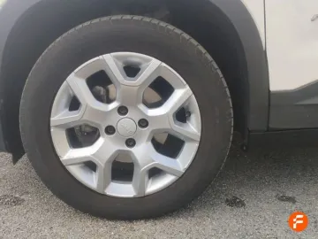 Car image 31