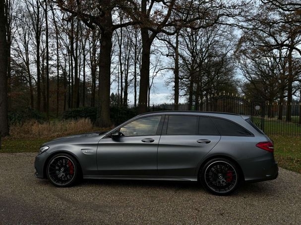 Mercedes-Benz C 63 AMG 375 kW image number 12